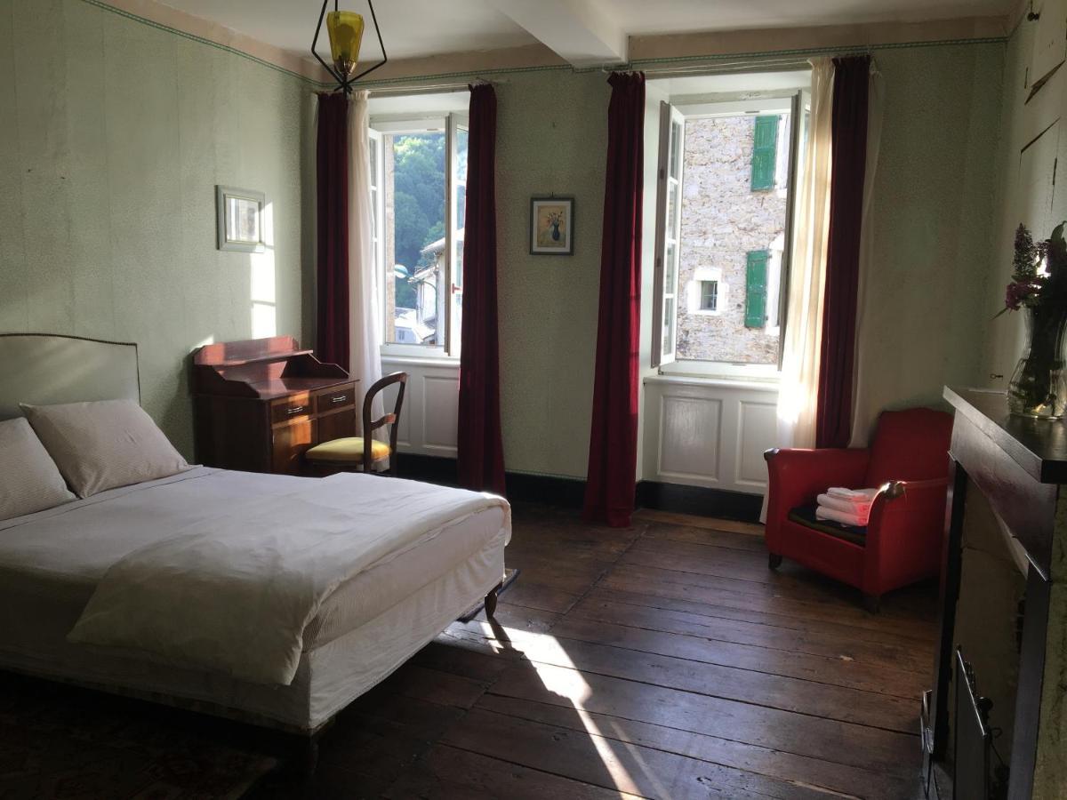La Maison sur La Rivière Vabre Extérieur photo